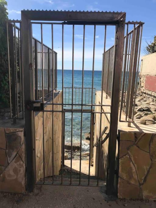 Les Pieds Dans L'Eau Apartment La Seyne-sur-Mer Ngoại thất bức ảnh
